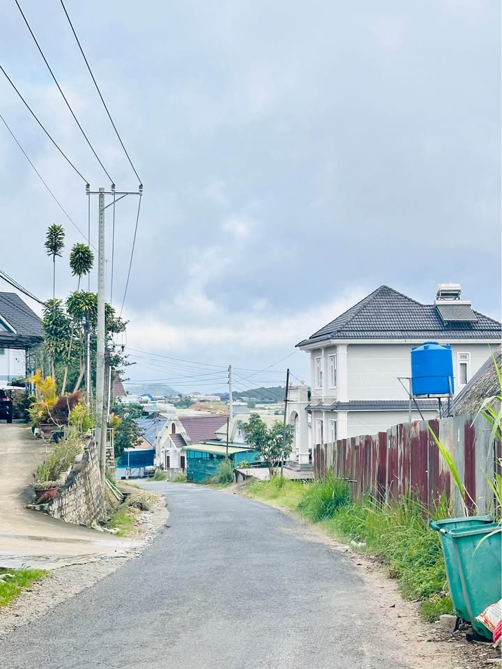 Đất nền Đà Lạt 73m² giá 2.6 tỷ - Pháp lý rõ ràng, xây dựng tự do!