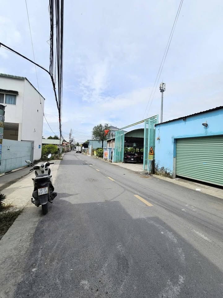 Đất nền 152.7m² mặt tiền kinh doanh gần chợ Bình Thuận 2 chỉ 4.5 tỷ - Cơ hội đầu tư tuyệt vời!