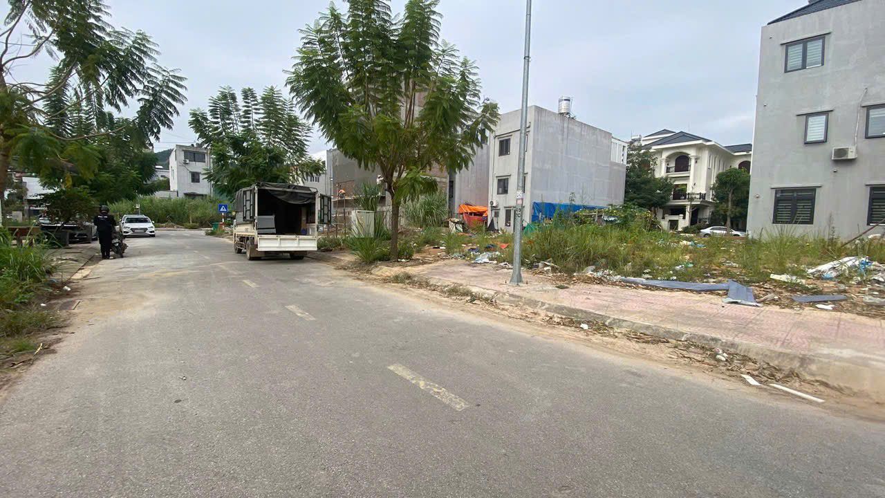 Đất nền khu TĐC Mai Pha Lạng Sơn 90m² giá 3 tỷ - Vị trí đẹp, hướng Đông