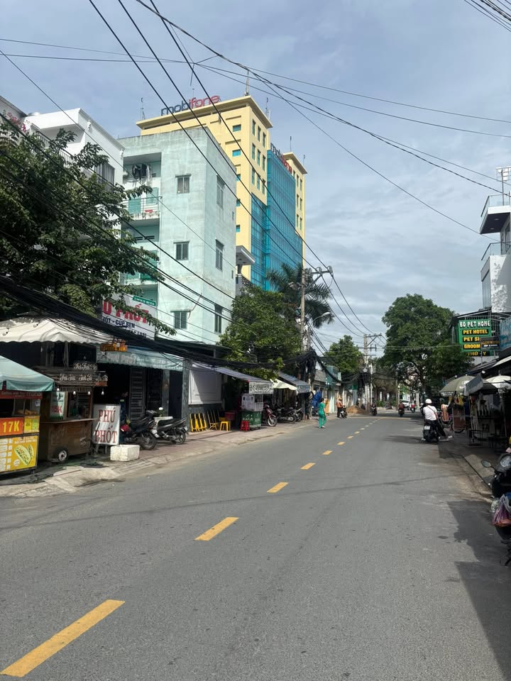 Bán gấp FrontHouse đường Trương Văn Thành, Quận 9, 80m² chỉ 9 tỷ - Đầu tư sinh lời ngay!