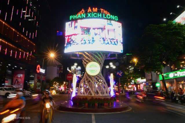 Nhà mặt tiền Phan Xích Long, P.3 - Diện tích 80m², giá chỉ 33 tỷ - Đầu tư sinh lời ngay!