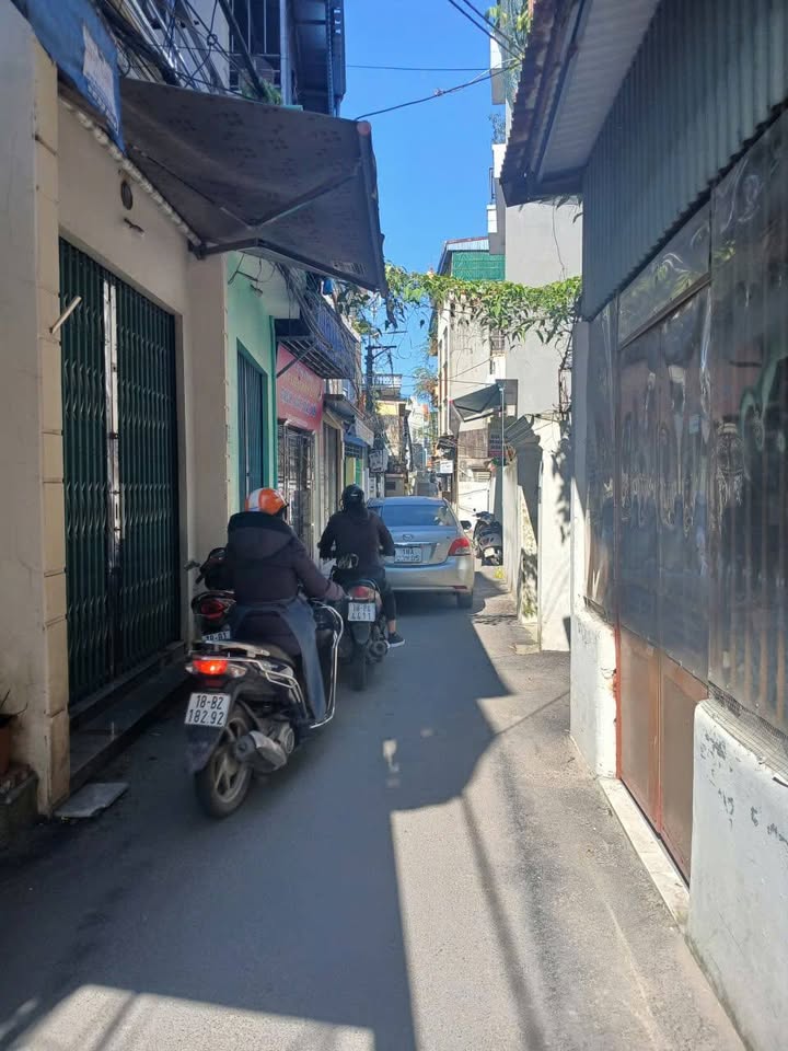 Nhà riêng đường Phù Long, Nam Định 50m² giá 2 tỷ - Vị trí kinh doanh thuận lợi!