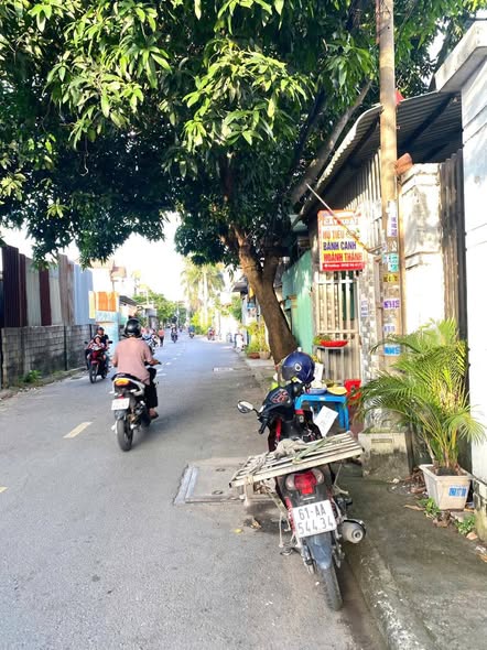 Nhà nguyên căn cho thuê tại đường Vũng Việt, Dĩ An 130m² - Phù hợp kinh doanh và sinh sống!