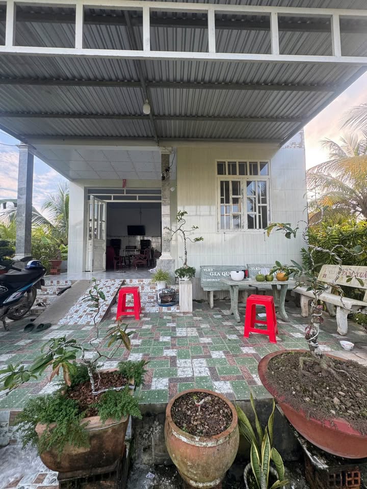 Đất và Nhà Vườn Long Phước 1920m² giá 2.88 tỷ - Cần bán gấp!