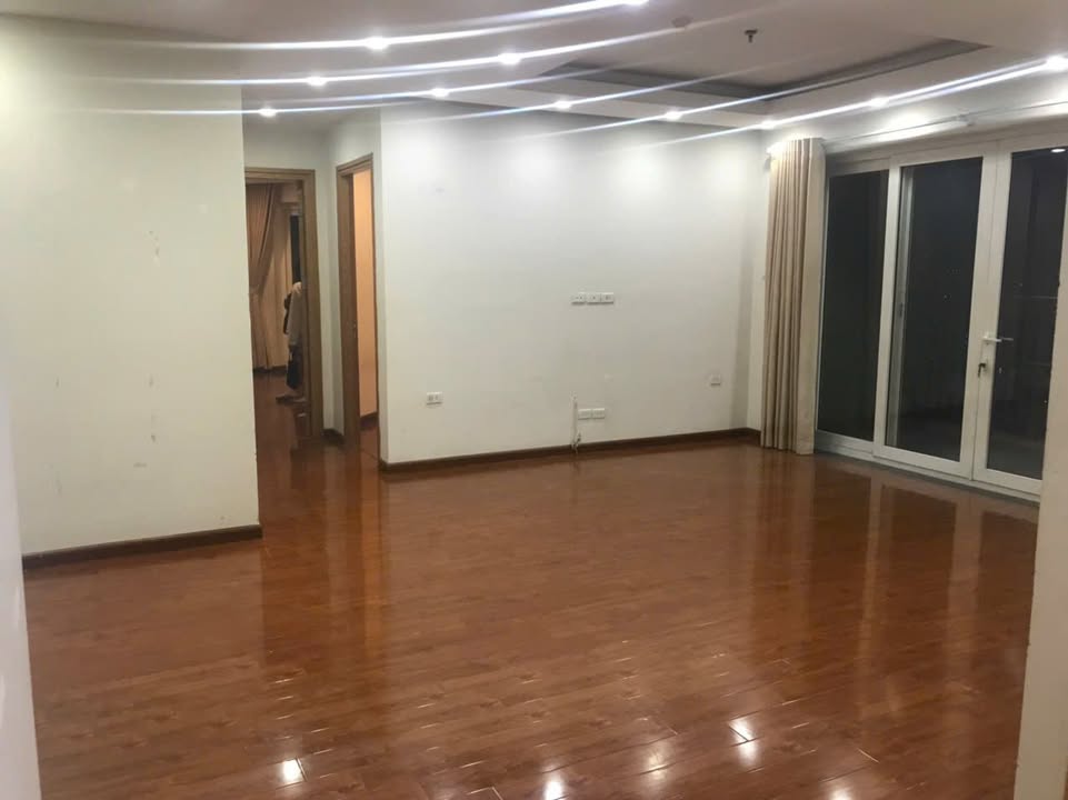 Căn hộ N04 Hoàng Đạo Thúy 128m² giá 18 triệu - Cho thuê gấp, đầy đủ nội thất!