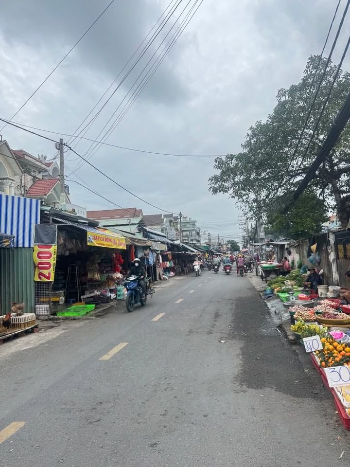 Mặt tiền kinh doanh Lê Trọng Tấn Bình Tân 155m² giá chỉ 13 tỷ - Dòng tiền ổn định 38 triệu/tháng!