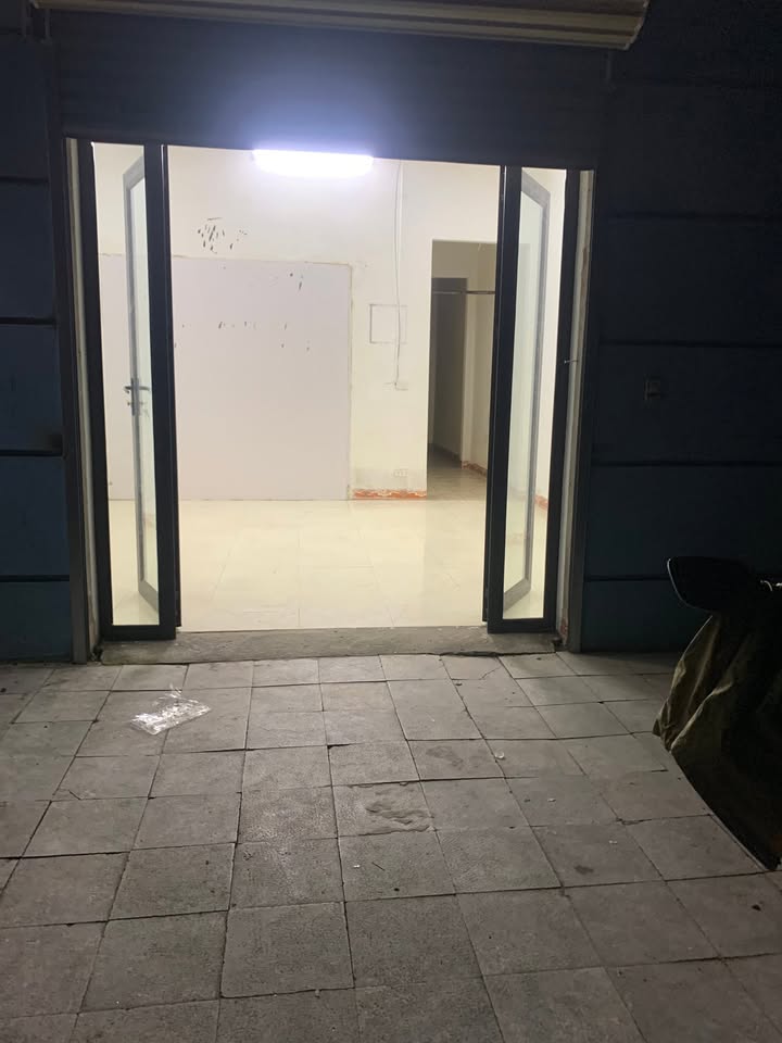 Nhà cho thuê tại Thanh Hóa - 2 phòng ngủ, giá thỏa thuận - Vị trí thuận lợi gần trường học và chợ