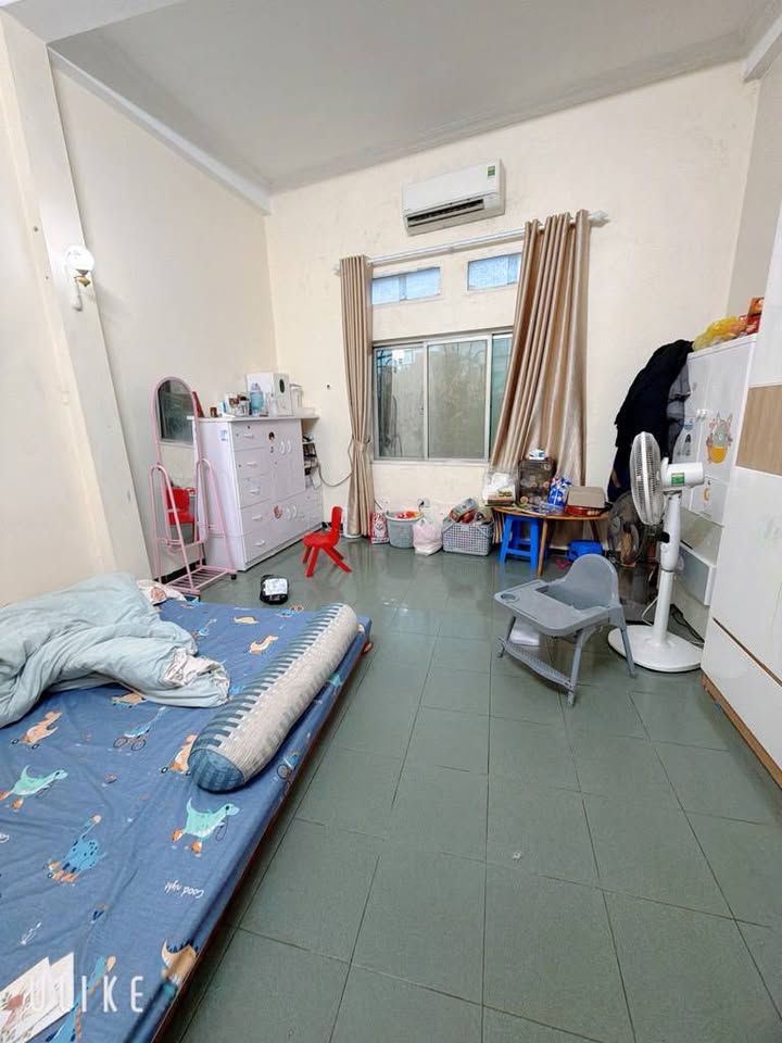 Nhà 5 Tầng Cổ Nhuế 30m² giá 7 tỷ - Ngõ Thông Ô Tô Đỗ Cổng!