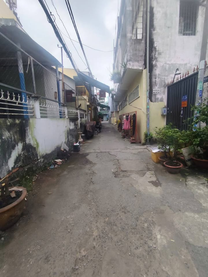 Nhà hẻm Hậu Giang, Quận 6, 55m² giá 5.7 tỷ - Sẵn sàng vào ở ngay!