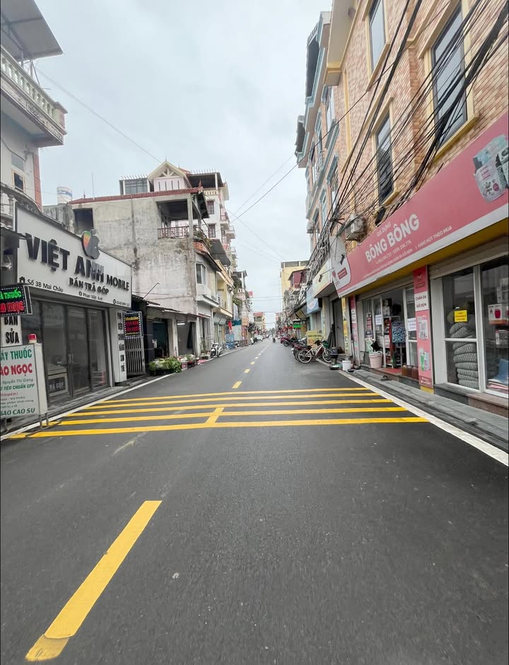 Cửa hàng mặt phố Mai Châu, Đông Anh 76m² giá 12 tỷ - Vị trí đắc địa, kinh doanh lý tưởng!