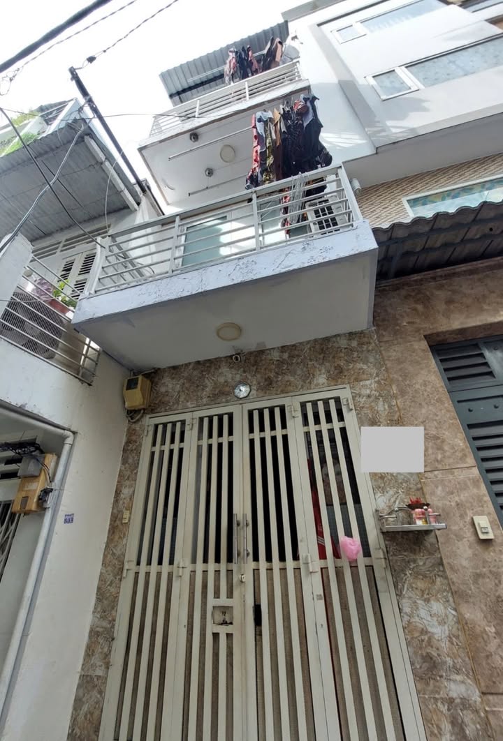 Nhà phố Cách Mạng Tháng 8, Q10, diện tích 53m², giá 4 tỷ - Chính chủ bán gấp!