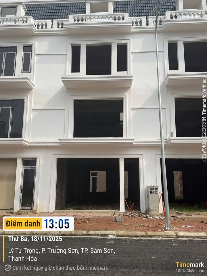 Biệt thự liền kề FLC Sầm Sơn 216m² giá 11 tỷ - Đầu tư sinh lời lý tưởng!