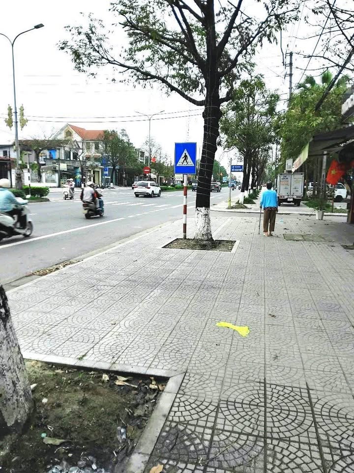 Nhà cấp 4 mặt tiền Nguyễn Tất Thành, Phú Bài, 126.5m² - Đầu tư sinh lời ngay!