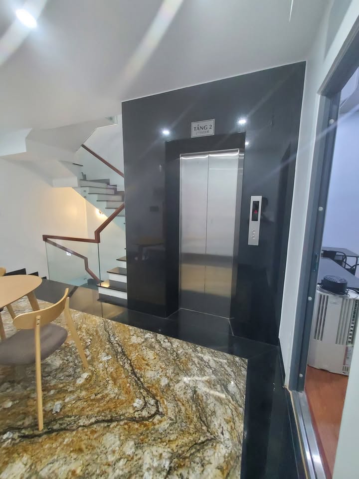 Cho thuê tòa nhà mặt tiền Phạm Ngũ Lão, Gò Vấp - Diện tích 500m², giá 65 triệu/tháng