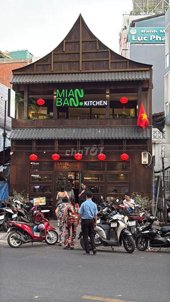 Nhà mặt tiền Bùi Thị Xuân Quận 1 300m² giá 50 triệu - Kinh doanh đa ngành nghề!