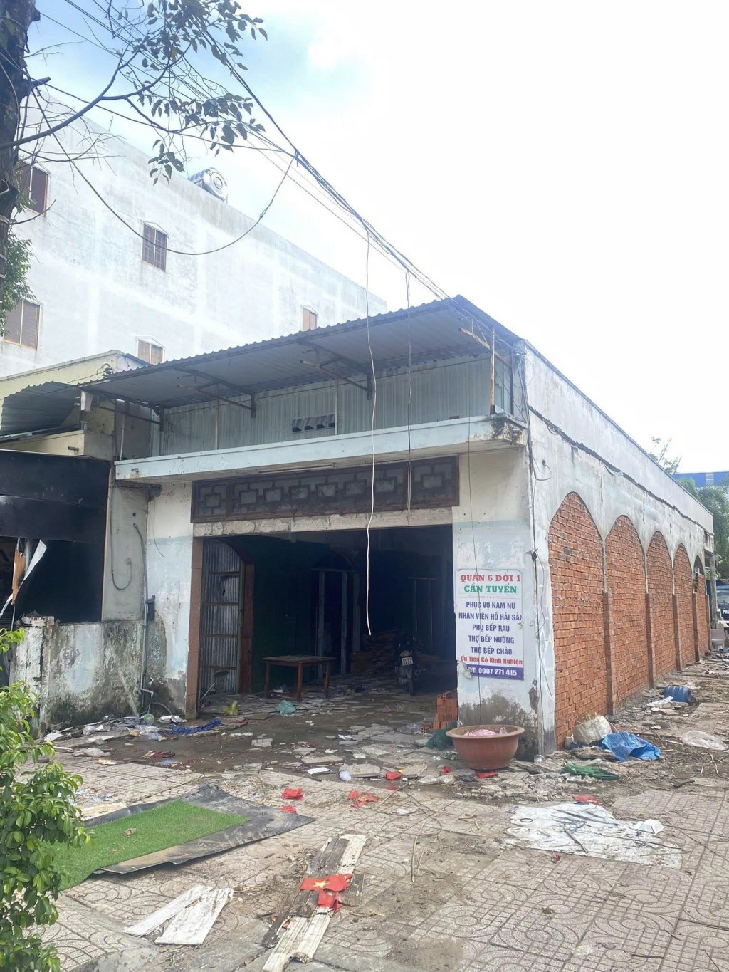 Nhà mặt tiền đường Nguyễn Văn Cừ, Cần Thơ, ngang 6m, giá 30 triệu - Vị trí đắc địa cho kinh doanh!