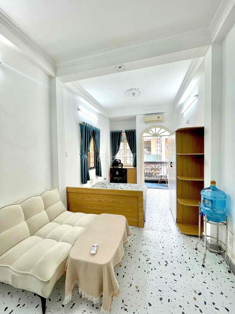 Căn hộ Đình Chiểu, Quận 3, 30m² giá 6.8 triệu - Ban công đẹp, đầy đủ nội thất!