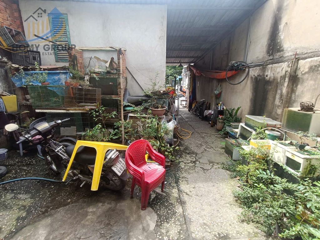 Mặt bằng kinh doanh cho thuê mặt tiền Hoàng Diệu 2, Thủ Đức - Nở hậu 10m