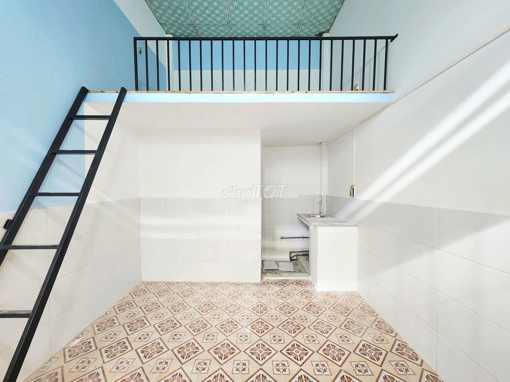 Phòng cho thuê tại An Bình, Dĩ An 30m² giá chỉ 2.3 triệu - Tự do thoải mái ngay Cầu Vượt Linh Xuân!
