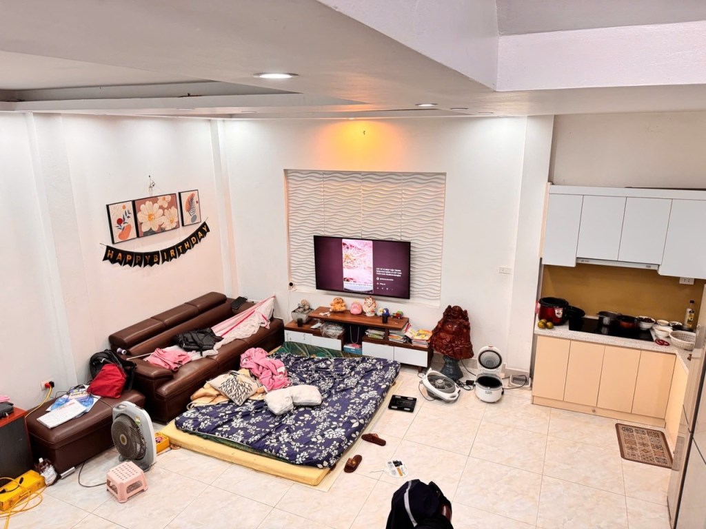 Bán nhà Đại Kim Hoàng Mai 46m² giá 8.9 tỷ - Ngõ rộng, ô tô 15m