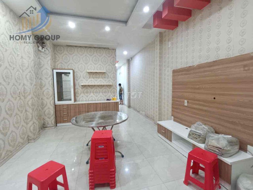 Nhà cho thuê hẻm ô tô đường số 8 Linh Xuân 68m² giá 11 triệu - Phù hợp làm văn phòng