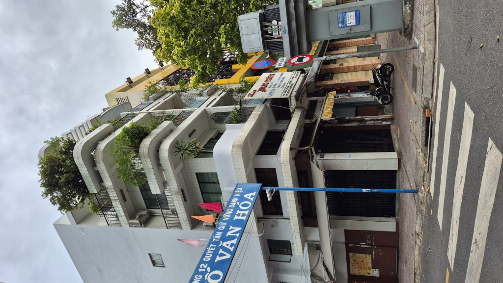 Mặt bằng cho thuê tại đường 3/2, Quận 11, 8m² - Chính chủ, thuận tiện đỗ xe!