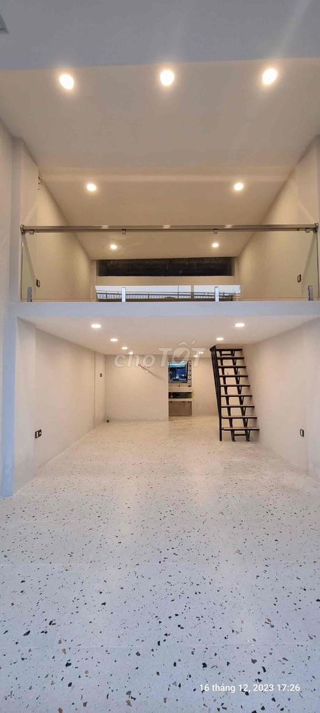 Nhà cho thuê mặt tiền Cầu Calmette, Quận 1, 36m² giá 17.5 triệu - Đầu tư kinh doanh sinh lời!