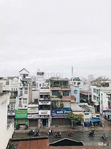 Bán nhà 5 tầng BTCT tại Hàng Xanh, 220m², giá 7.5 tỷ - Cơ hội đầu tư tuyệt vời!