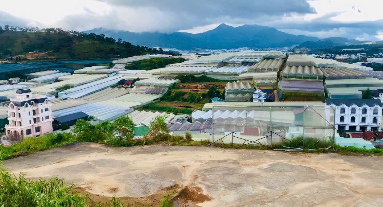 Đất mặt tiền đường Akoret Đà Lạt 4190m² giá 40 tỷ - Đầu tư sinh lời tuyệt vời!