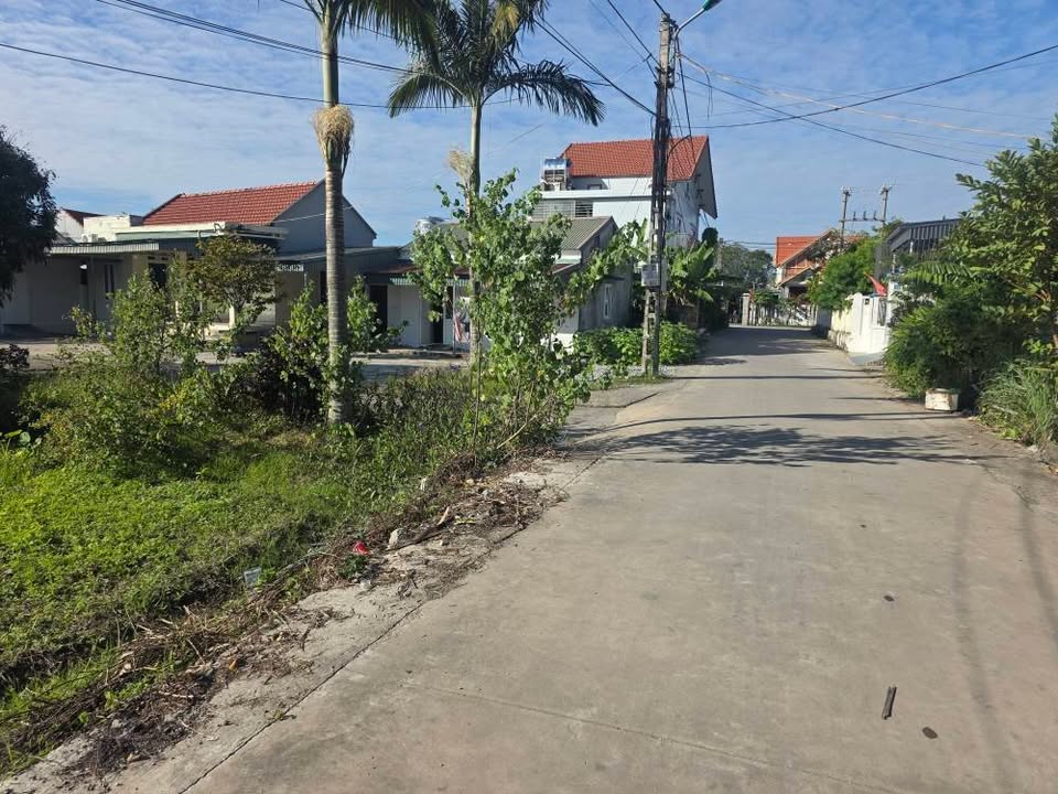 Đất nền Ngõ 47 Ninh Dương 101m² giá chỉ 1 tỷ - Dân cư hiện hữu, tiện ích đầy đủ!