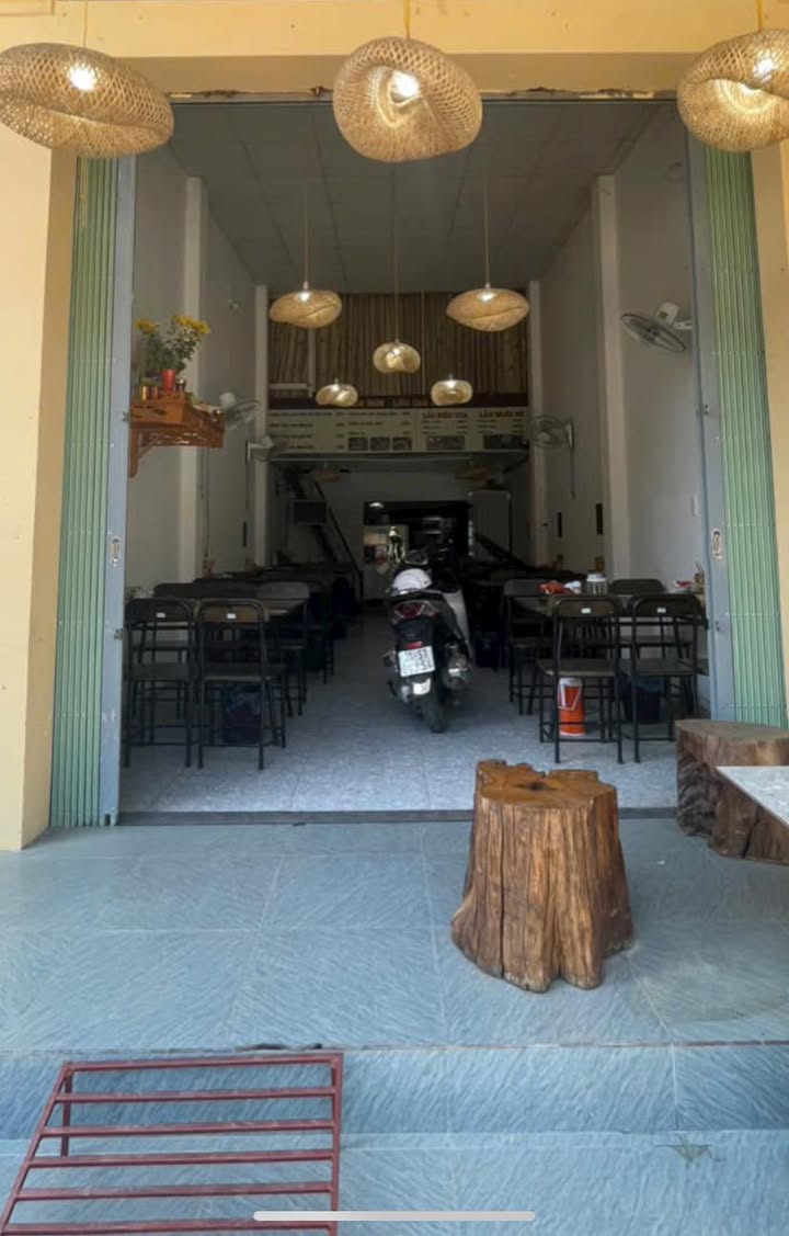 Nhà mặt Quốc lộ 6, phường Quyết Tâm, Sơn La 60m² giá 10 tỷ - Cơ hội vàng cho nhà đầu tư!