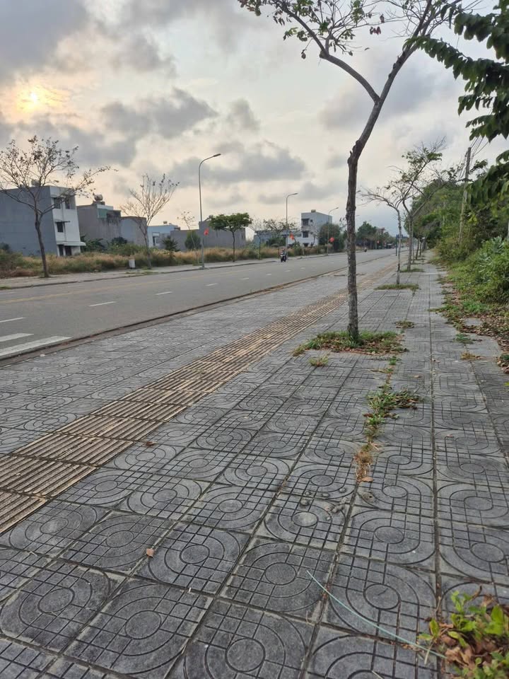 Nhà mặt tiền Hoàng Hoa Thám, Bà Rịa 89m² giá 3.3 tỷ - Kinh doanh thuận lợi!