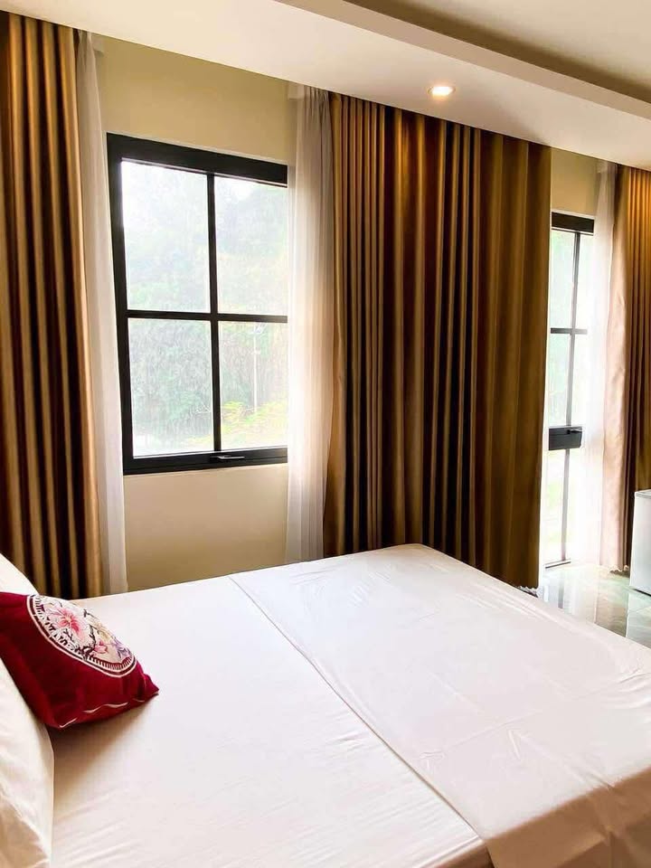 Khách sạn 12 phòng Bãi Cháy 112m² giá 40 triệu - Cơ hội đầu tư tuyệt vời!