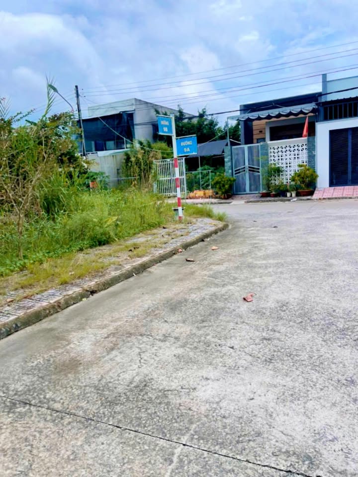 Đất nền khu Hoàng Tâm Cà Mau 117m² giá chỉ 800 triệu - Cơ hội vàng đầu tư!