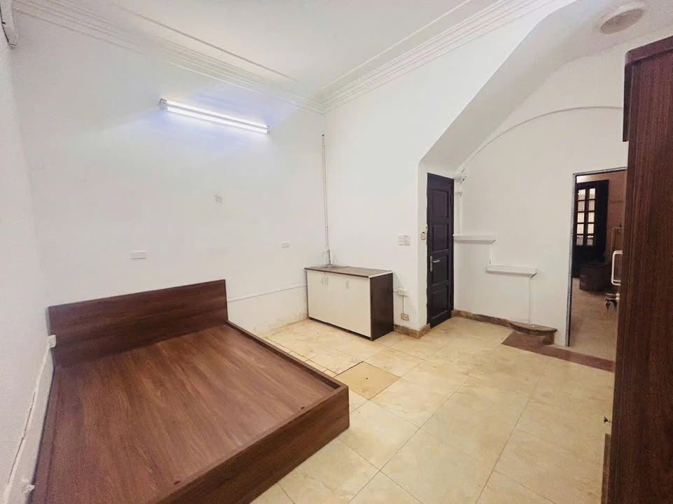 Phòng trọ cho thuê tại Ngõ 143 Nguyễn Ngọc Vũ, Cầu Giấy - Giá chỉ 3.2 triệu/tháng!