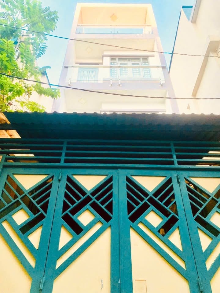 Nhà phố 4 tầng 15S Lạc Long Quân, Quận 11 - Sổ hồng công chứng liền tay!