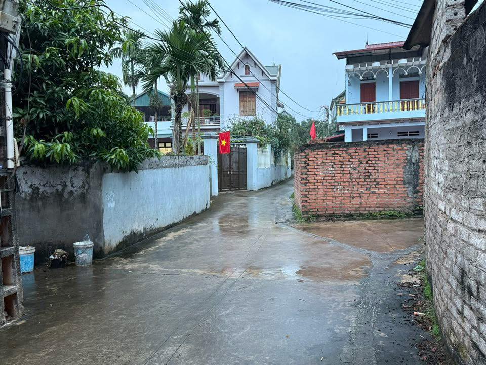 Đất thổ cư trung tâm thị trấn Vôi 90m² giá 1 tỷ - Vị trí thuận tiện cho gia đình!