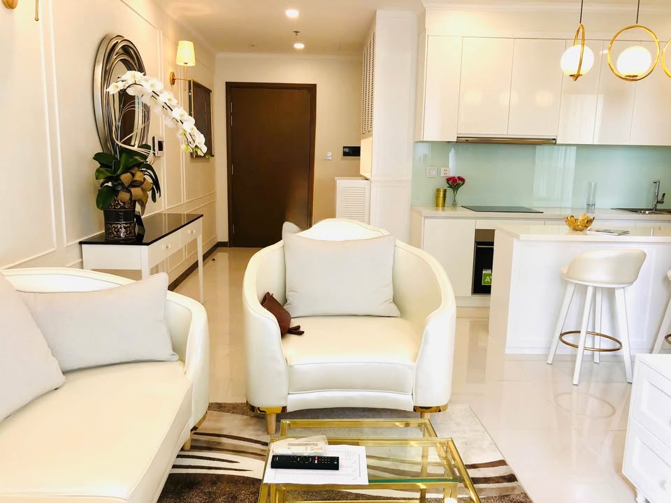 Căn hộ Landmark 80m² giá 11 tỷ - Sổ hồng, Full nội thất, công chứng ngay!