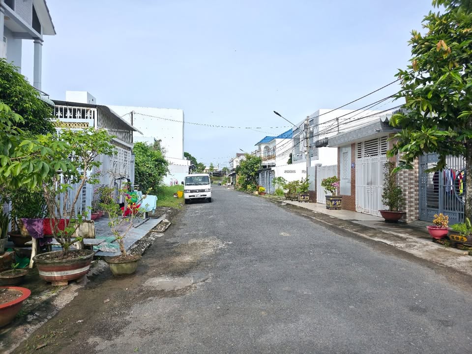 Đất nền hẻm Lê Hồng Phong, P3 TP Sóc Trăng 121m² - Giá chỉ 1.3 tỷ!