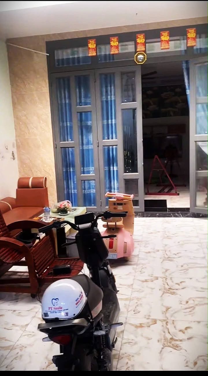 Nhà riêng phường An Phú, Bình Dương 200m² giá 6 tỷ - Sổ riêng, tiện ích đầy đủ!