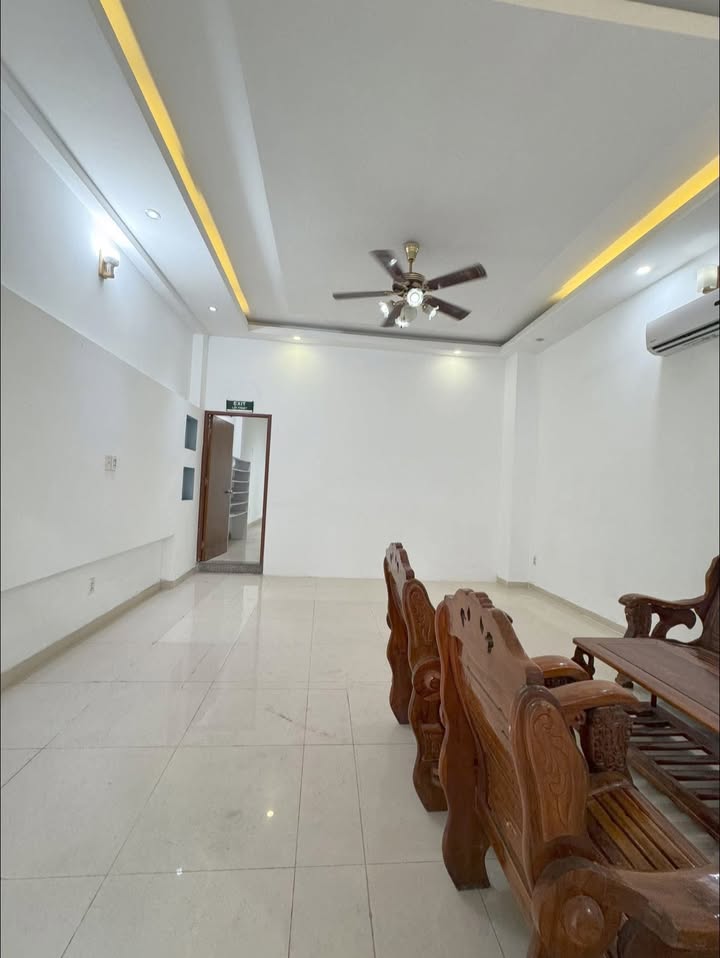 Nhà mặt tiền kinh doanh cho thuê tại Chánh Nghĩa, Thủ Dầu Một - Diện tích 100m² chỉ 17 triệu/tháng!