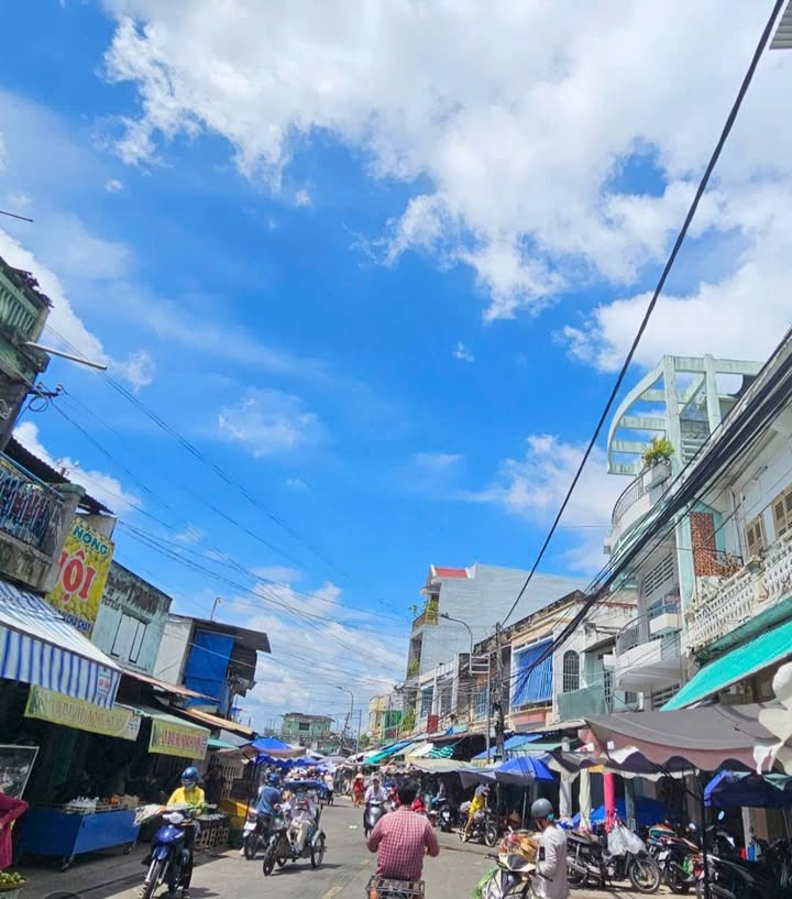 Nhà mặt tiền đường Trưng Trắc, Mỹ Tho 165m² giá 16 tỷ - Vị trí đắc địa kinh doanh!