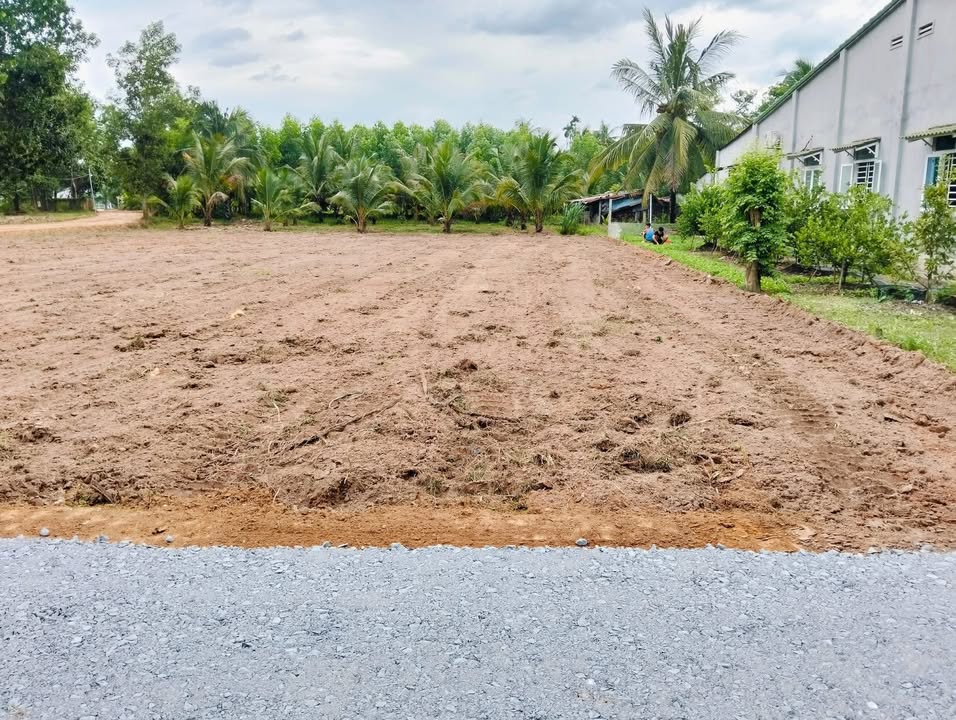 Đất nền An Bình, Châu Thành 135m² giá 200 triệu - Đường sỏi đỏ, dân cư đông đúc!