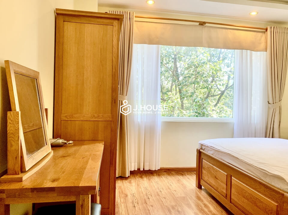 Căn hộ 1 phòng ngủ đường Trần Hưng Đạo 50m² giá 13 triệu - Gần chợ Bến Thành