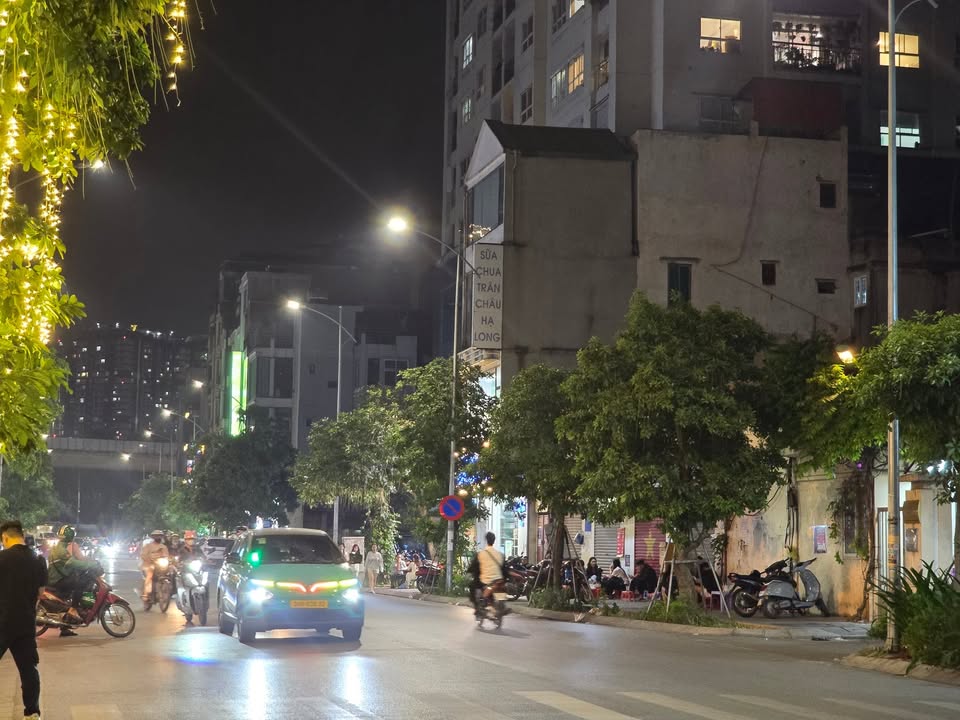 Đất mặt tiền Vũ Trọng Phụng 260m² giá đầu tư - Ô tô tránh nhau thoải mái!