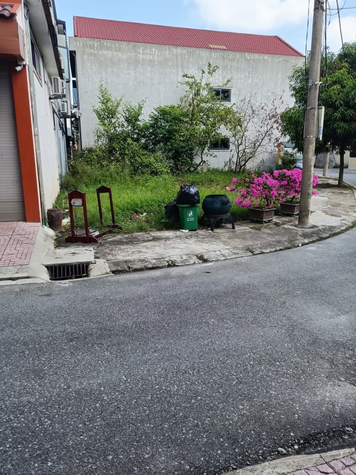 Đất nền 2 mặt tiền đường Hải Thượng, phường Thạch Quý cũ, 147m² giá 2 tỷ - Thương lượng ngay!