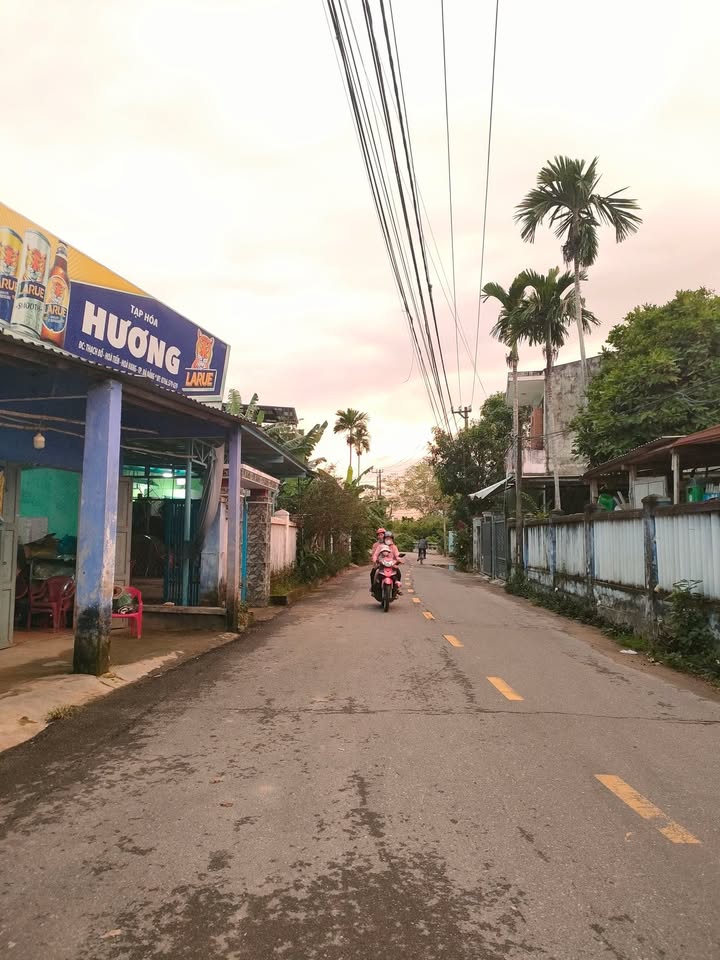 Đất nền Hòa Tiến, Đà Nẵng 138m² giá 1.3 tỷ - Cơ hội đầu tư hấp dẫn!