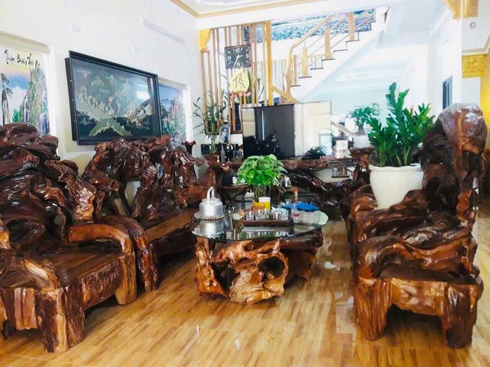 Nhà 3 tầng 1 tum đường Nguyễn Văn Linh 346m² giá 7.5 tỷ - Phù hợp cho kinh doanh mà ở!