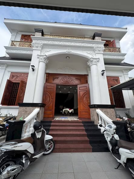 Biệt thự đường D, An Phú, Bình Dương 400m² giá 26.9 tỷ - Không thể bỏ lỡ!