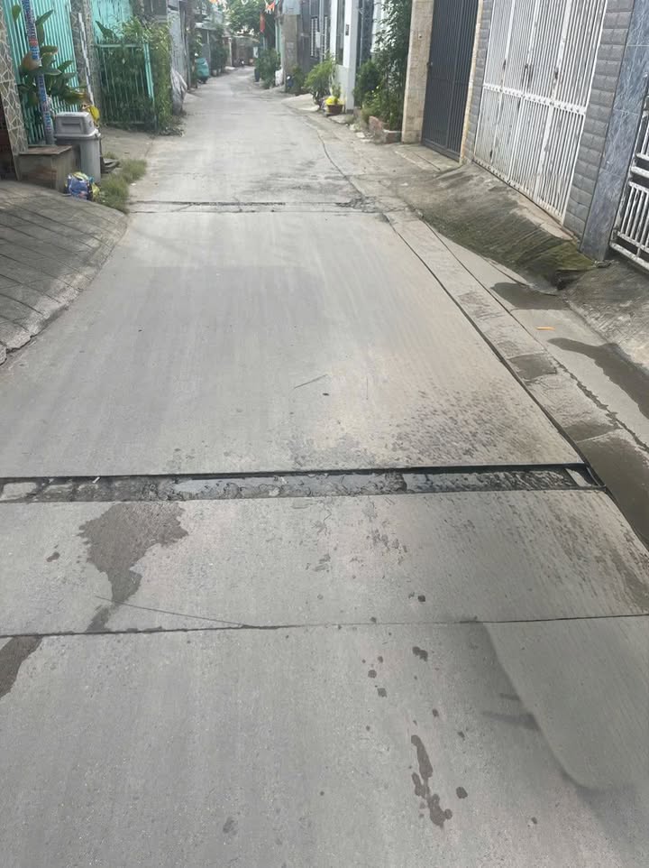 Nhà góc 2 mặt tiền An Bình Biên Hòa 84m² giá 3.7 tỷ - Sổ riêng thổ cư 100%!